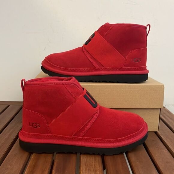 UGG Kid Neumel II Graphic Boots Red Big Kid 5 Y - Picture 4 of 15